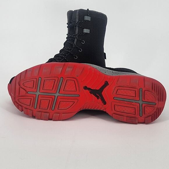 Air Jordan Waterproof Future Boot Black/Grey/Red Men’s Size 8.5 main image 6